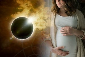 Eclipse y embarazo
